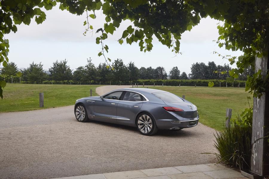  Buick Avenir Concept 2015 года  (фото 8 из 27)